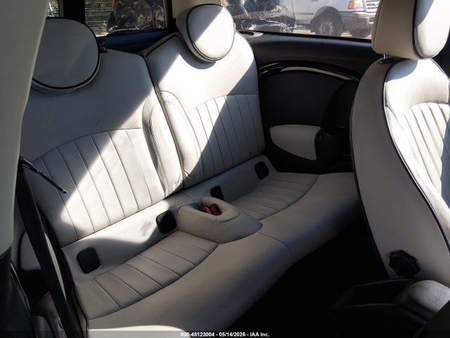 MINI Cooper Clubman