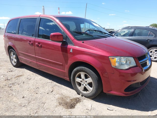 Salvage Dodge Grand Caravan Image