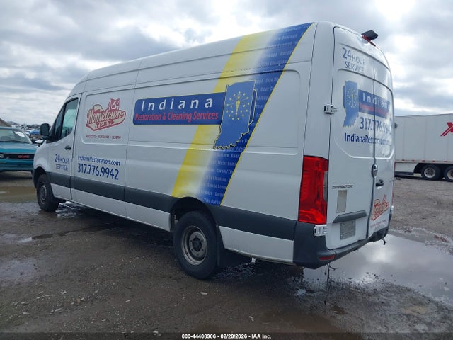 Freightliner Sprinter 3500 High Roof V6