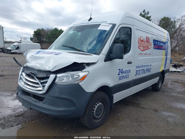 Freightliner Sprinter 3500 High Roof V6