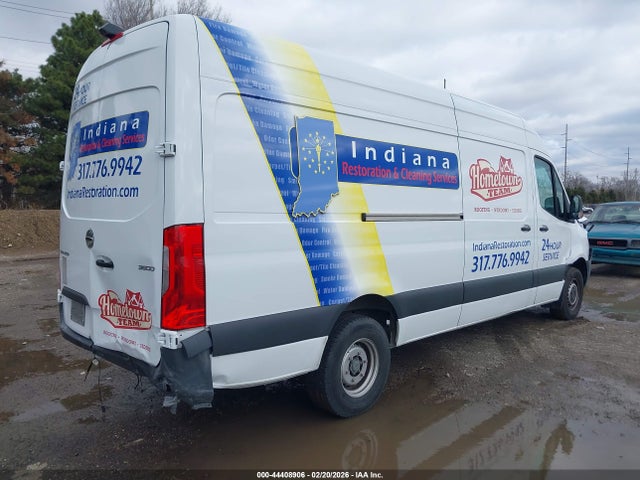 Freightliner Sprinter 3500 High Roof V6