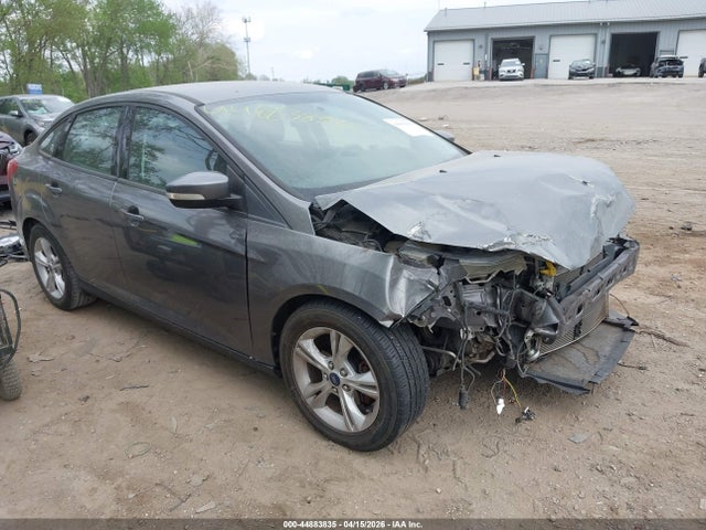 Salvage Ford Focus Image