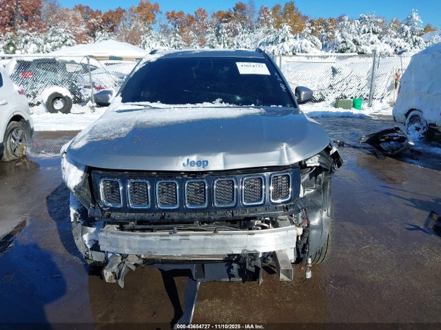 Jeep Compass Latitude 4x4