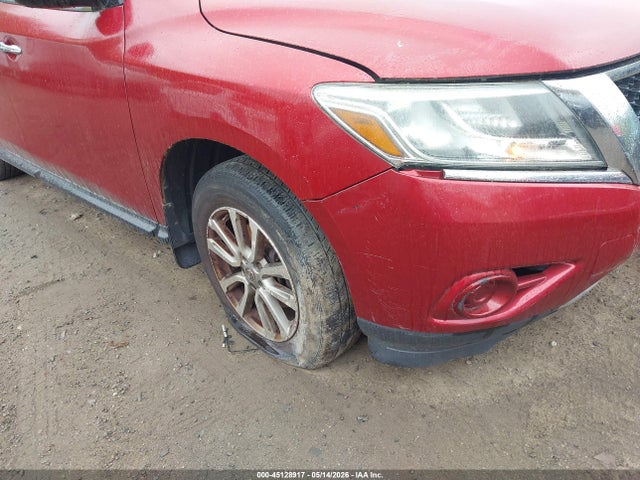 Nissan Pathfinder Sv