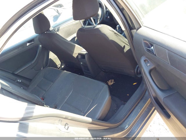 Volkswagen Jetta 2.5l Se