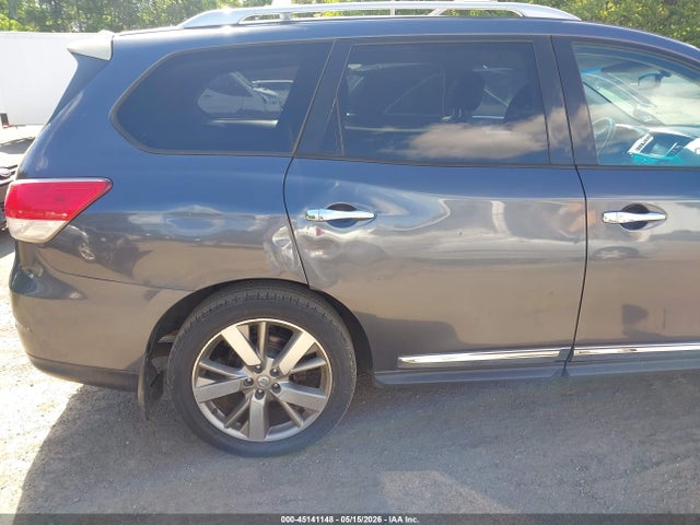 Nissan Pathfinder Platinum