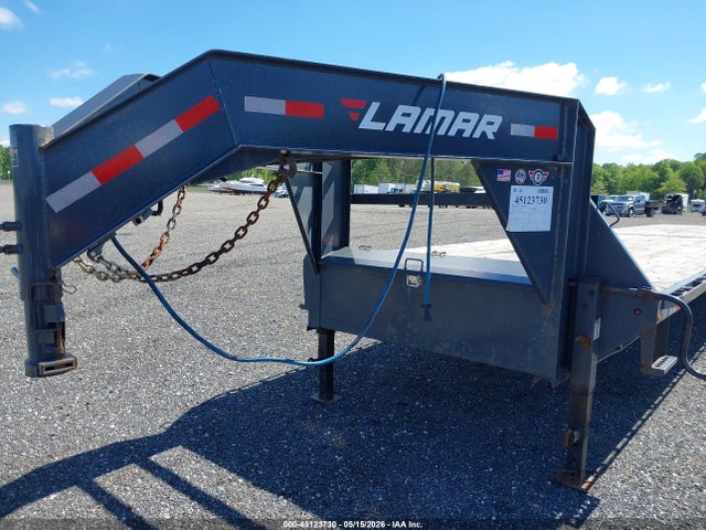 Lamr Trailer