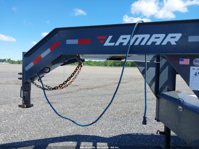 Lamr Trailer