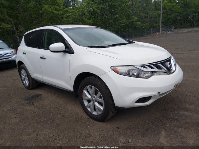 Salvage Nissan Murano Image