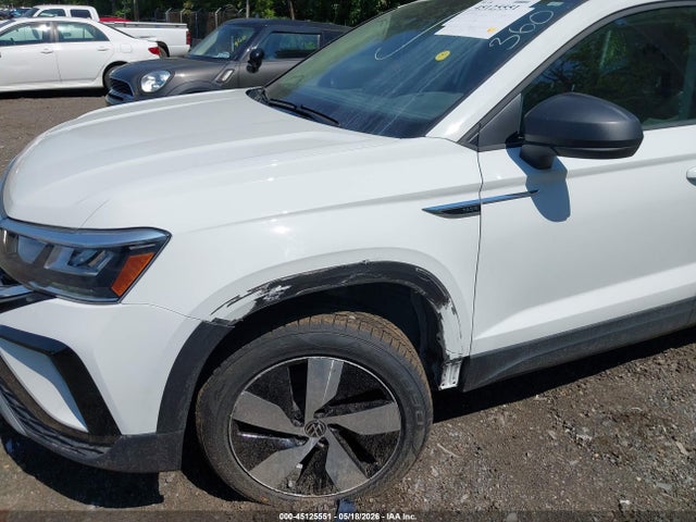 Volkswagen Taos S