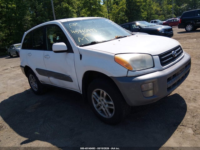 Salvage Toyota RAV4 Image