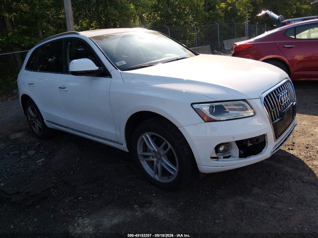 Salvage Audi Q5 Image