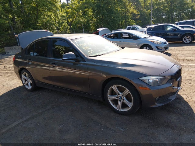 Salvage BMW 3 Series Image