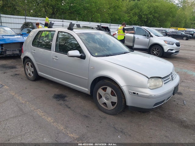 Salvage Volkswagen Golf Image