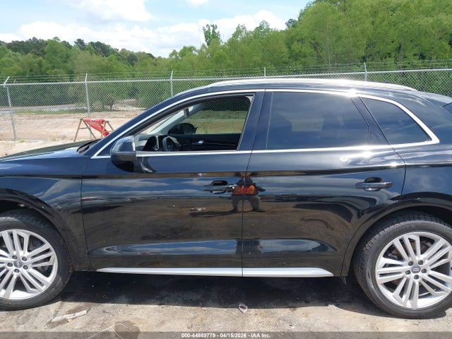 Audi Q5 45 Premium