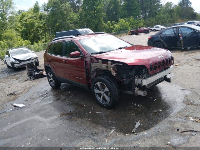 Salvage Jeep Cherokee Image