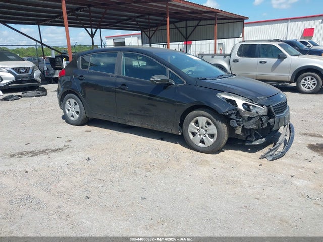 Salvage Kia Forte Image