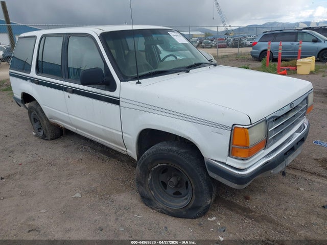 Salvage Ford Explorer Image