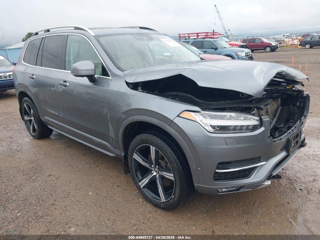 Salvage Volvo XC90 Image