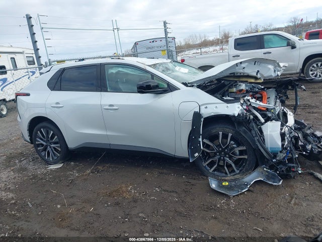 Subaru Solterra Limited Xt
