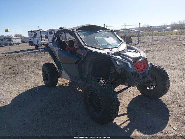 Salvage Can-Am Maverick X3 Image