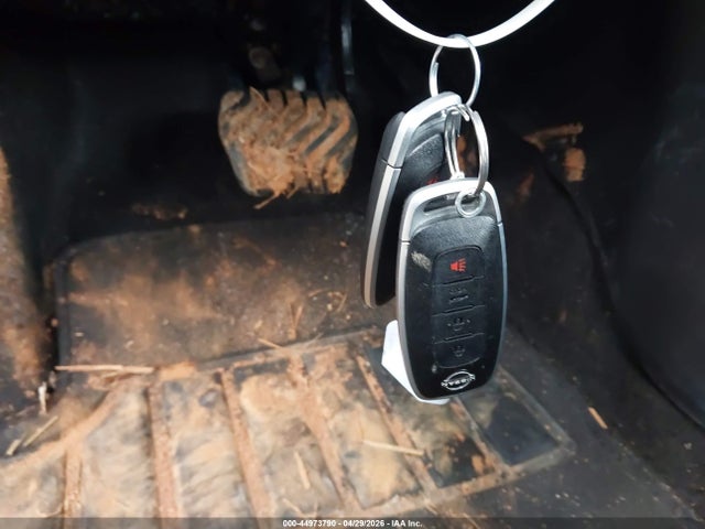 Nissan Versa 1.6 Sv