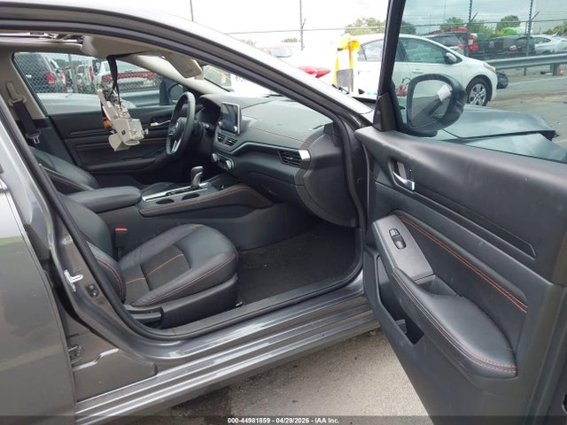 Nissan Altima Sr Fwd