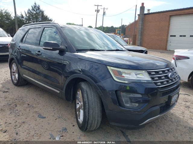 Salvage Ford Explorer Image