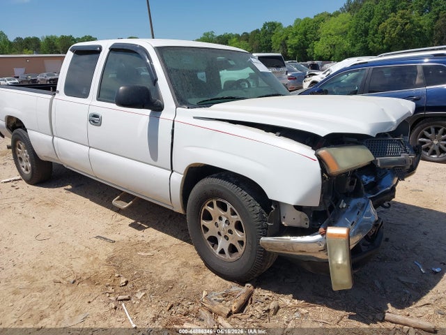 Salvage Chevrolet Silverado 1500 Image