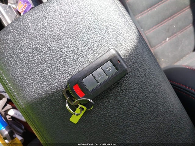 Mitsubishi Outlander 2.0 Se Awc