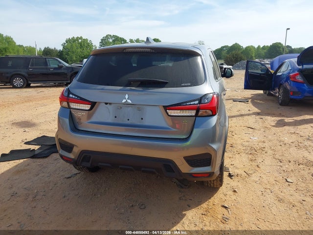 Mitsubishi Outlander 2.0 Se Awc