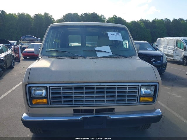 Ford Econoline E150 Van