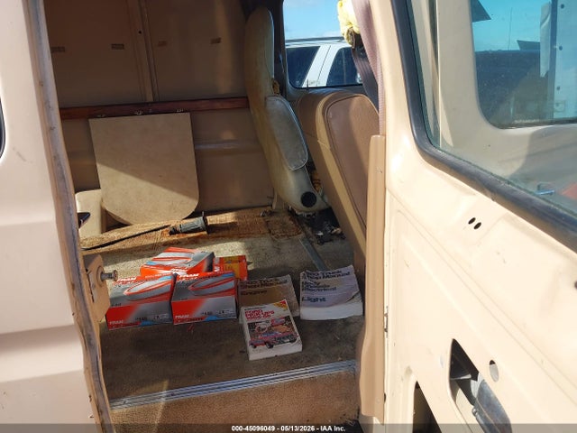 Ford Econoline E150 Van