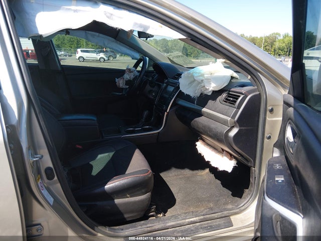 Toyota Camry Se
