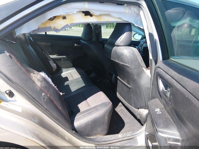 Toyota Camry Se