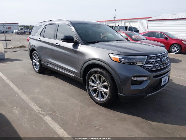 Salvage Ford Explorer Image