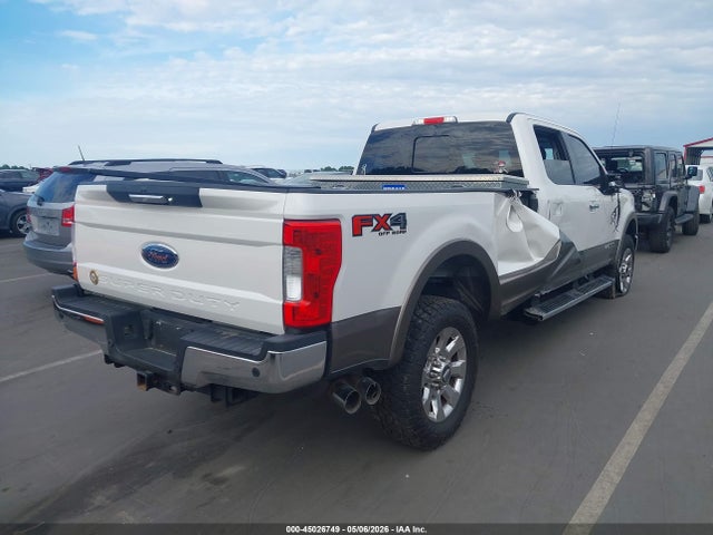 Ford F-250 Lariat