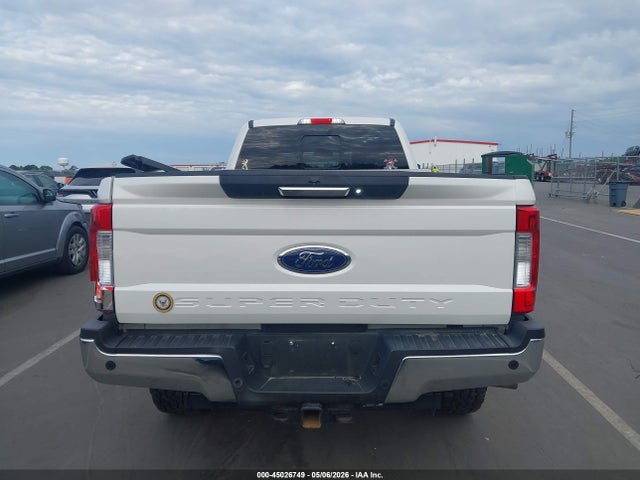 Ford F-250 Lariat