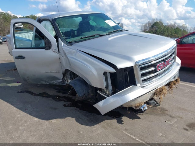 Salvage GMC Sierra 1500 Image