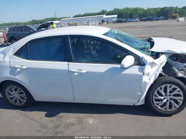 Toyota Corolla Le