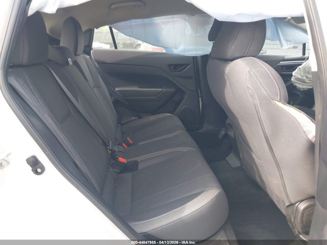 Subaru Impreza Base 5-door