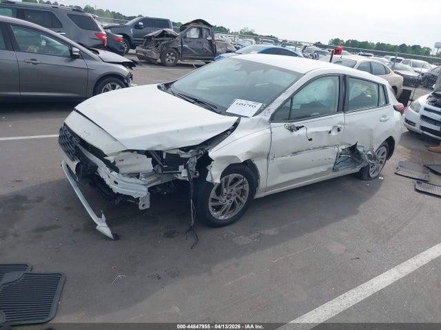 Subaru Impreza Base 5-door