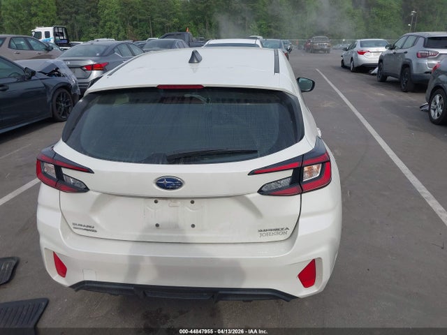 Subaru Impreza Base 5-door