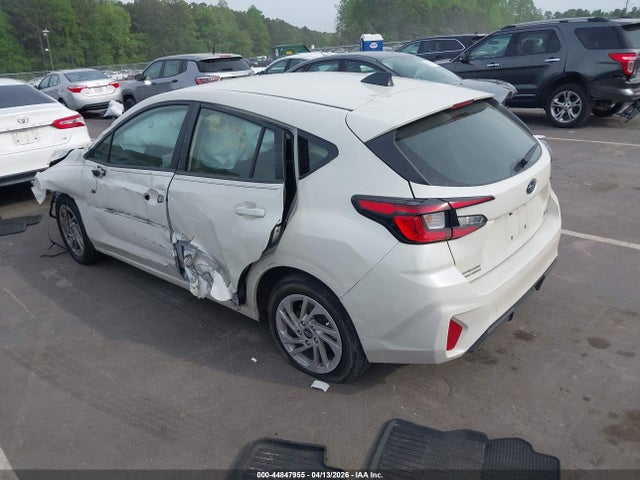 Subaru Impreza Base 5-door
