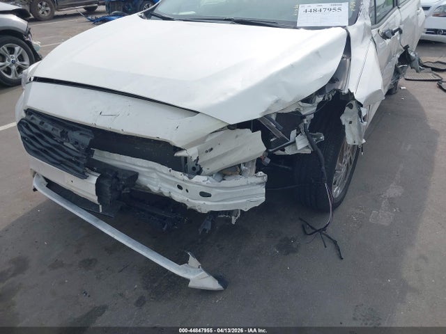 Subaru Impreza Base 5-door