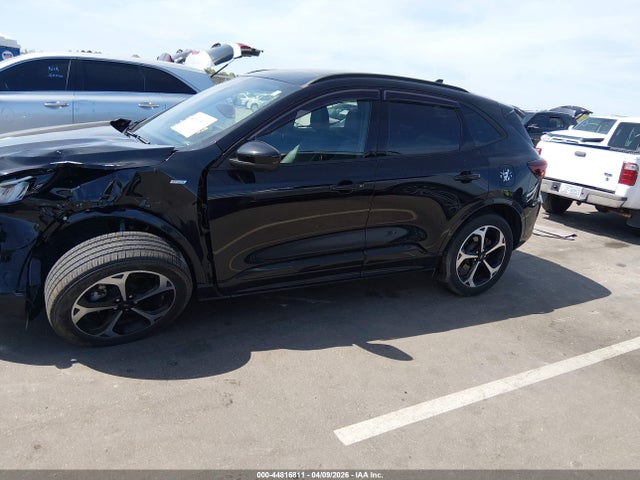 Ford Escape St-line Select