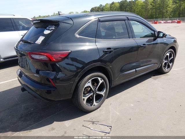 Ford Escape St-line Select