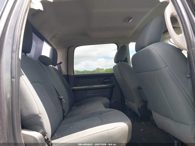 Ram 1500 Tradesman  4x4 5'7 Box