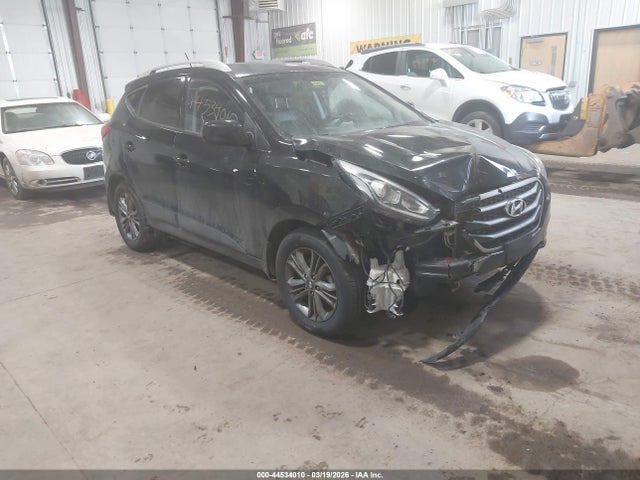 Salvage Hyundai TUCSON Image