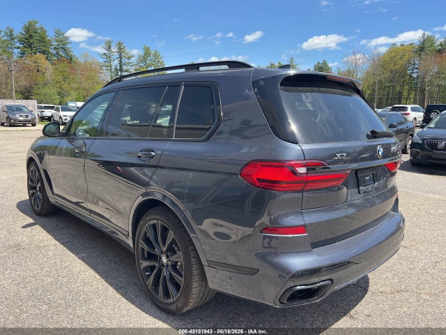 BMW X Series M50i